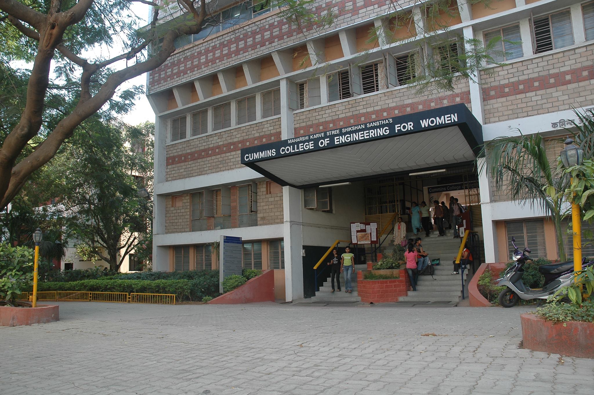 Cummins College Main Building