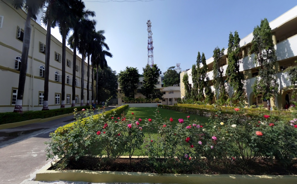 Ruparel College Campus View(1)