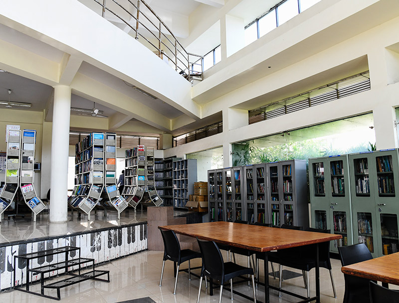 DYPIU Library