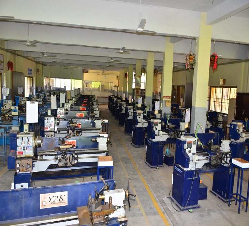 DY Patil University Pune Labs(1)