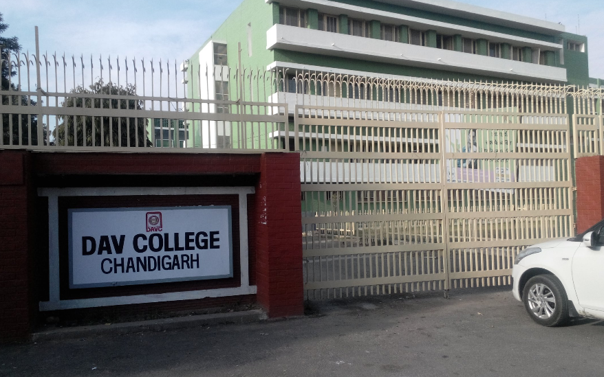 DAV College Entrance(2)