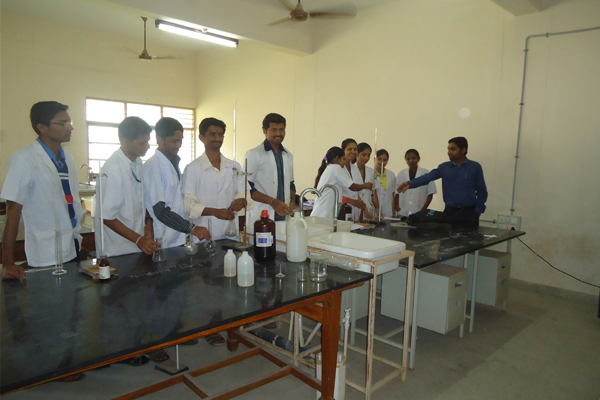 Davangere University Labs