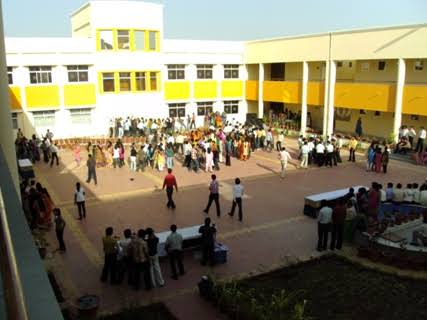 Devi Ahilya Vishwavidyalaya Fest