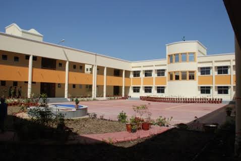 Devi Ahilya Vishwavidyalaya Campus View