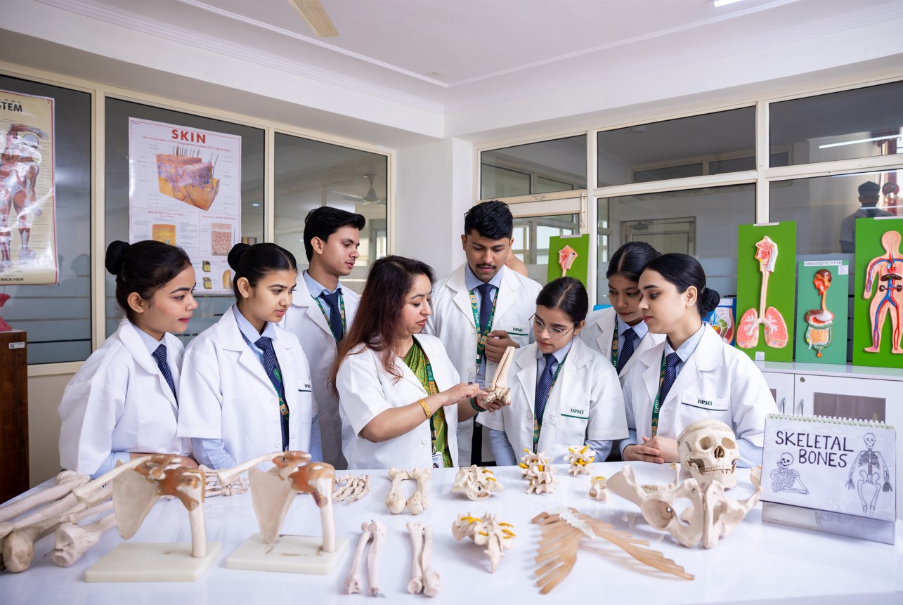 Delhi Vocational Studies Labs(4)