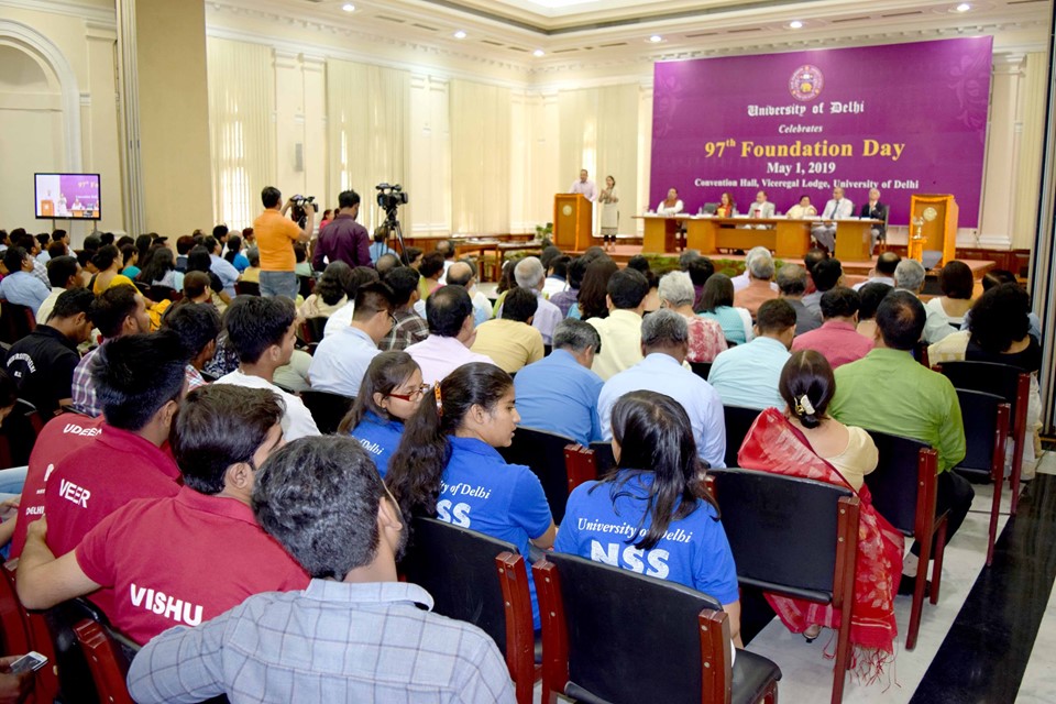 Department of Finance and Business Economics, University of Delhi Others(1)