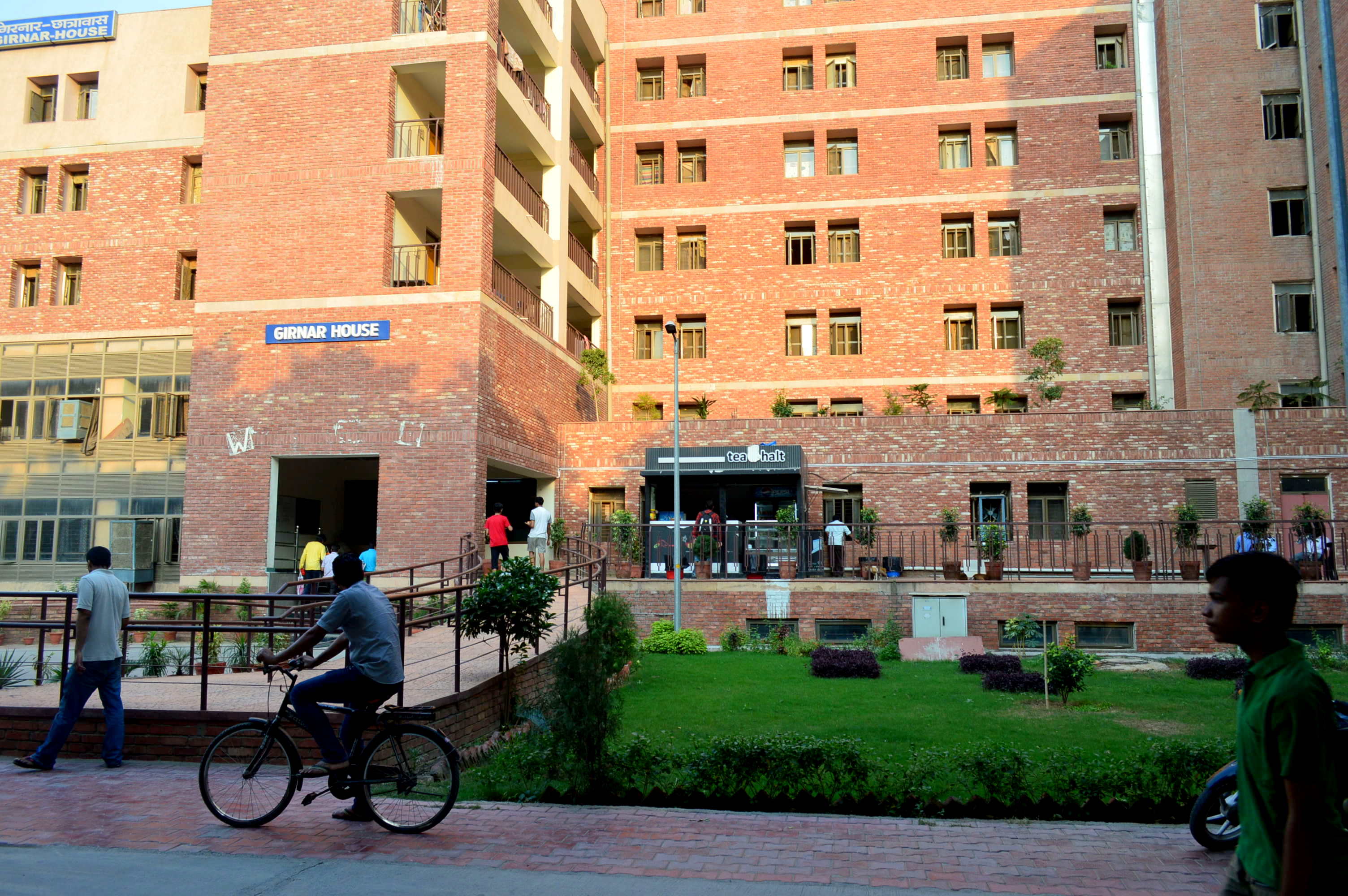 DMS IIT Delhi Hostel Building(2)