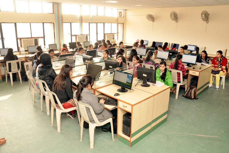 Dev Samaj College For Women, Chandigarh Labs