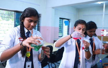 Dhanwantari Academy for Management Studies Labs(2)