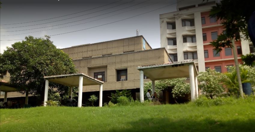 Directorate of Distance Education Campus Building(1)