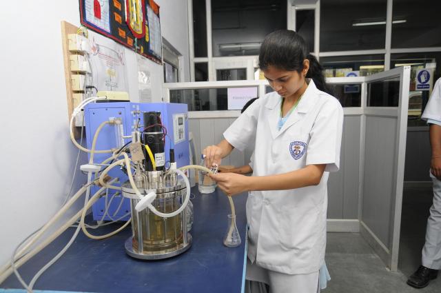 Dolphin PG Institute of Biomedical and Natural Sciences Labs(5)