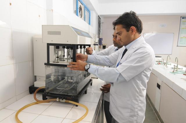 Dolphin PG Institute of Biomedical and Natural Sciences Labs(6)