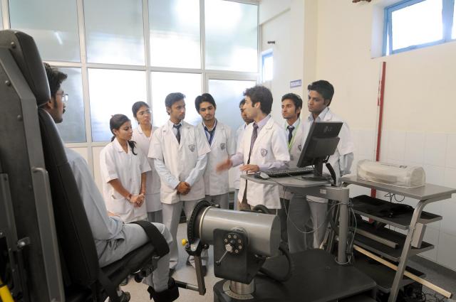 Dolphin PG Institute of Biomedical and Natural Sciences Labs(11)