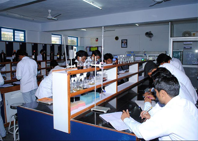 Dolphin PG Institute of Biomedical and Natural Sciences Labs(14)