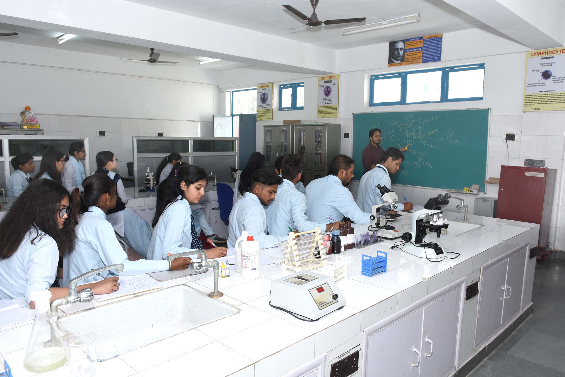 Dolphin PG Institute of Biomedical and Natural Sciences Labs(15)