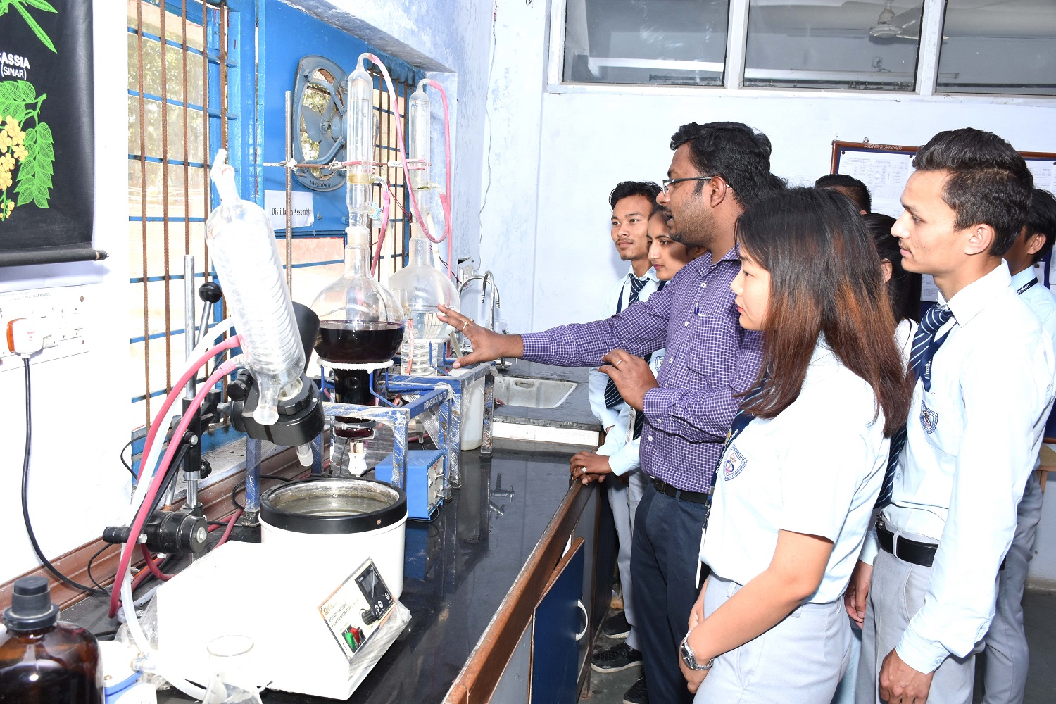 Dolphin PG Institute of Biomedical and Natural Sciences Labs(16)