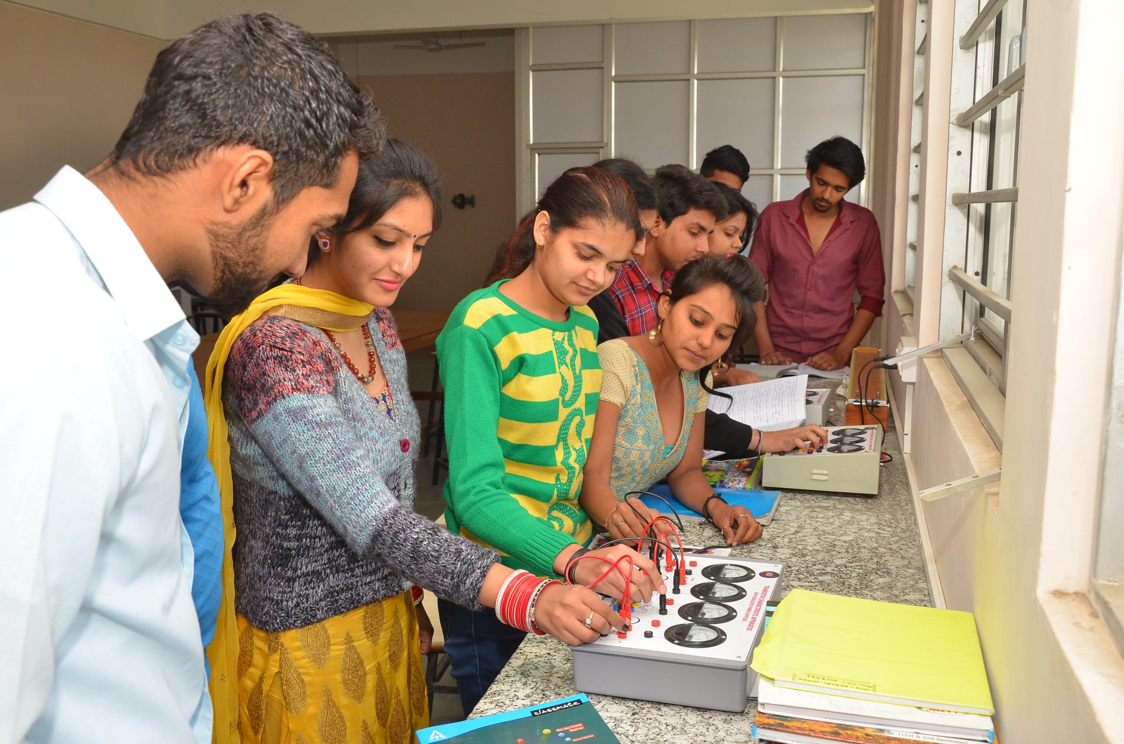 DPG Degree College Labs(4)