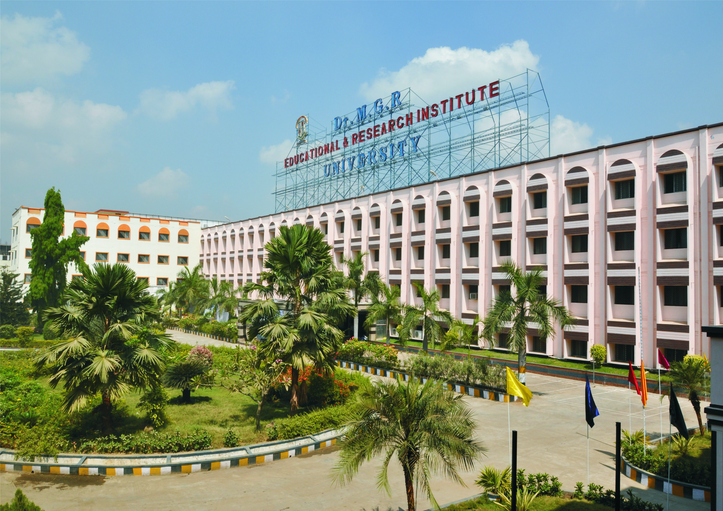 Dr MGR Educational and Research Institute Campus Building(1)