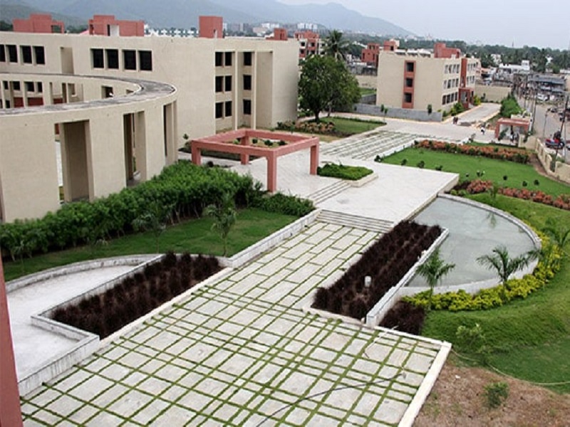 Dr. Subhash University Campus View(2)