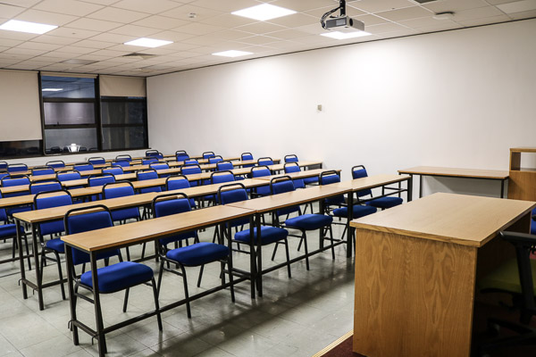 ECR Group of Institutions Classroom(1)