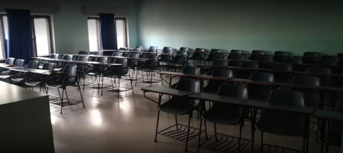 EMPI Business School Classroom