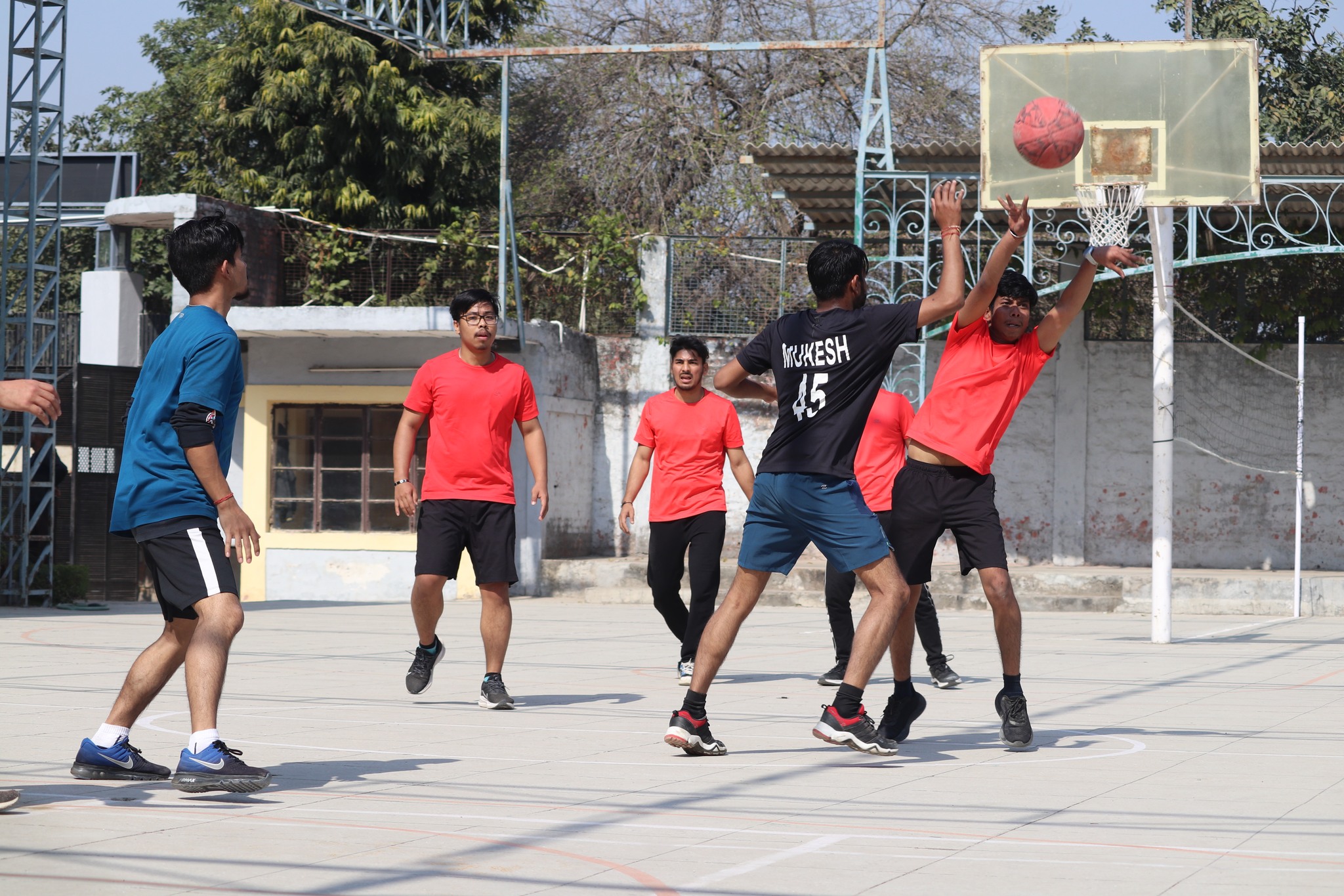EMPI Business School Sports Facility(4)