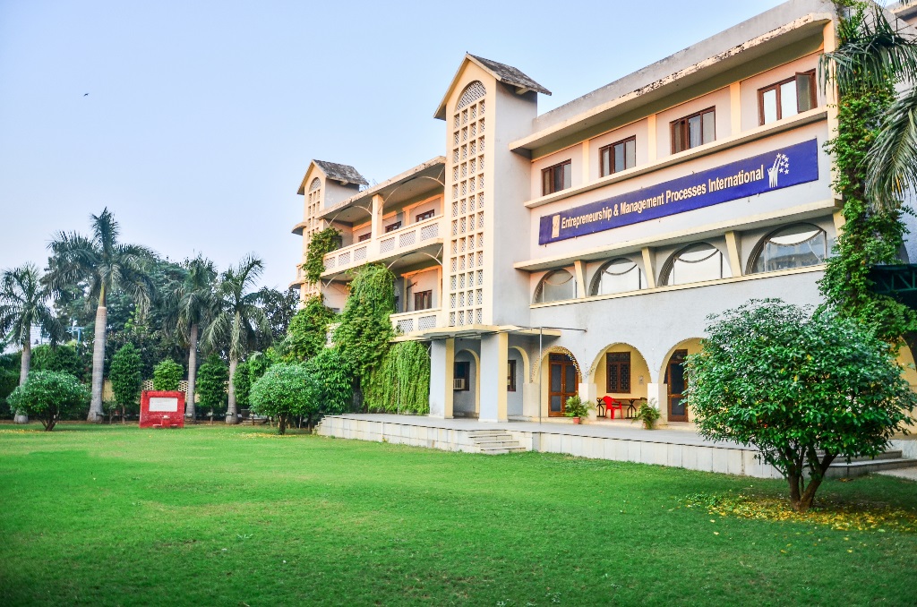 EMPI Business School Campus Building(2)
