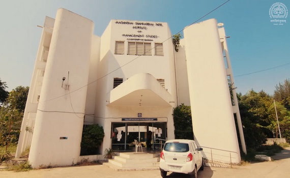 Faculty of Management Studies, Baroda, The Maharaja Sayajirao University of Baroda Campus View(2)