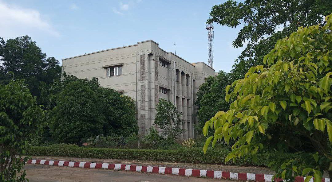 FM University Campus Building(2)