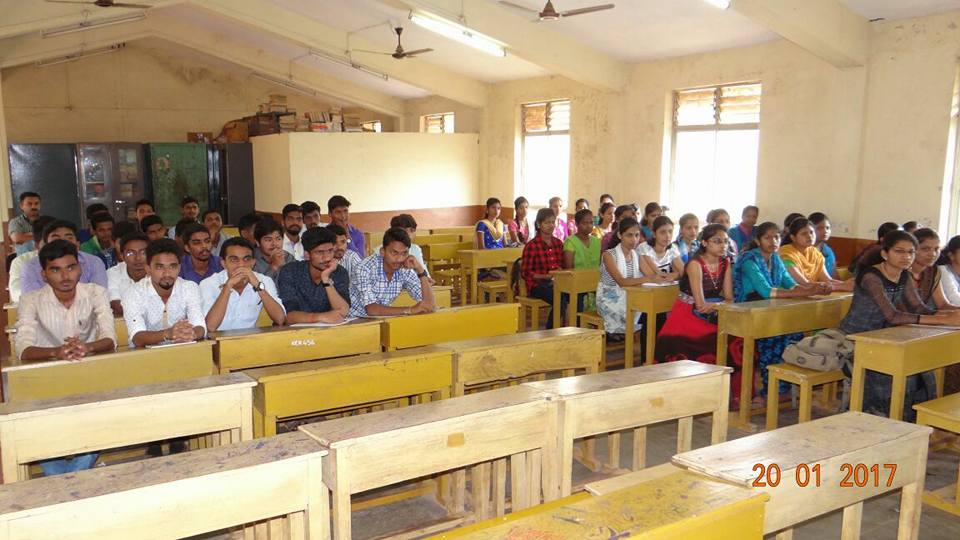 Finolex College Ratnagiri Classroom
