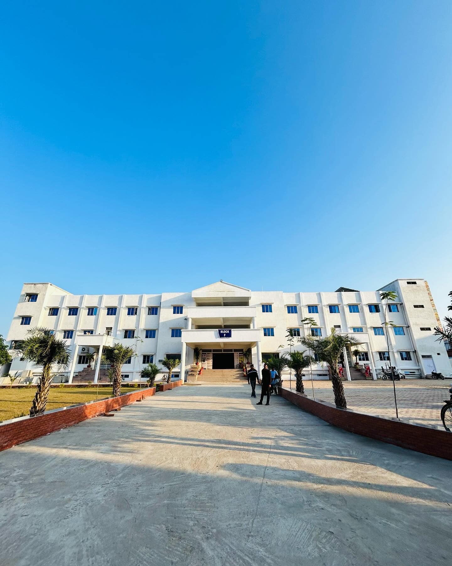 FS University Campus Building(2)