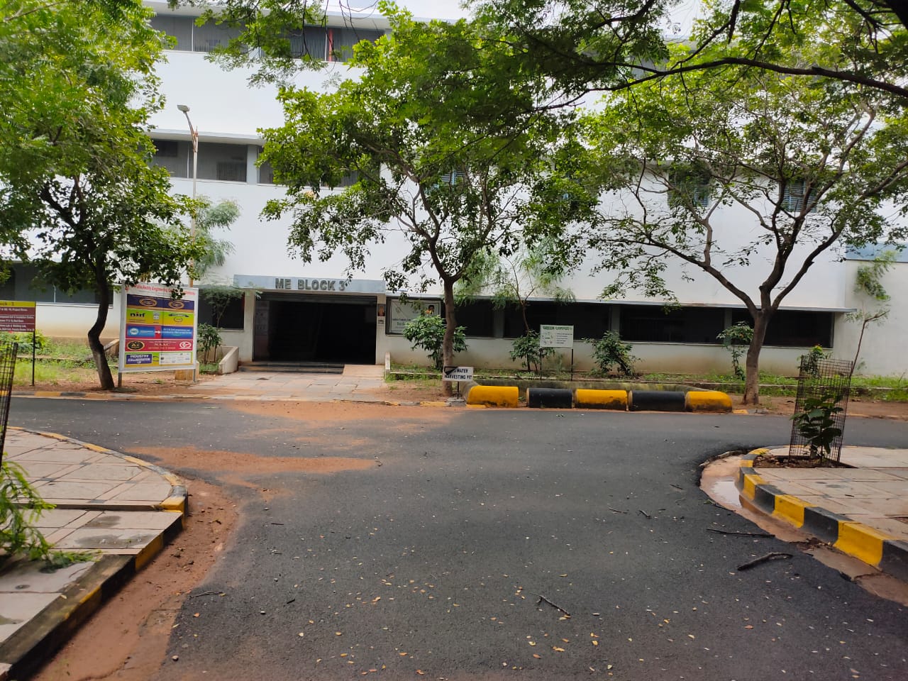 Pulla Reddy College Academic Block