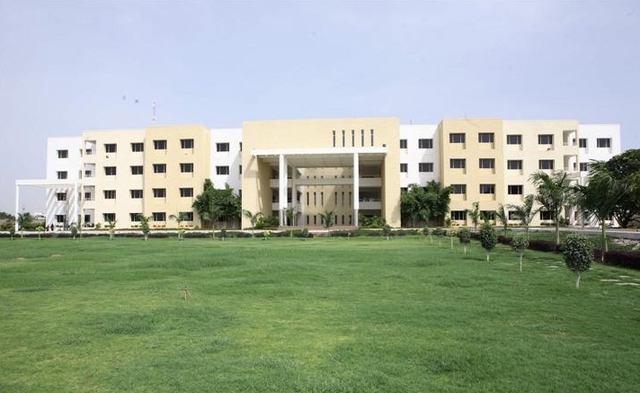 Geethanjali College of Engineering and Technology Campus View(1)