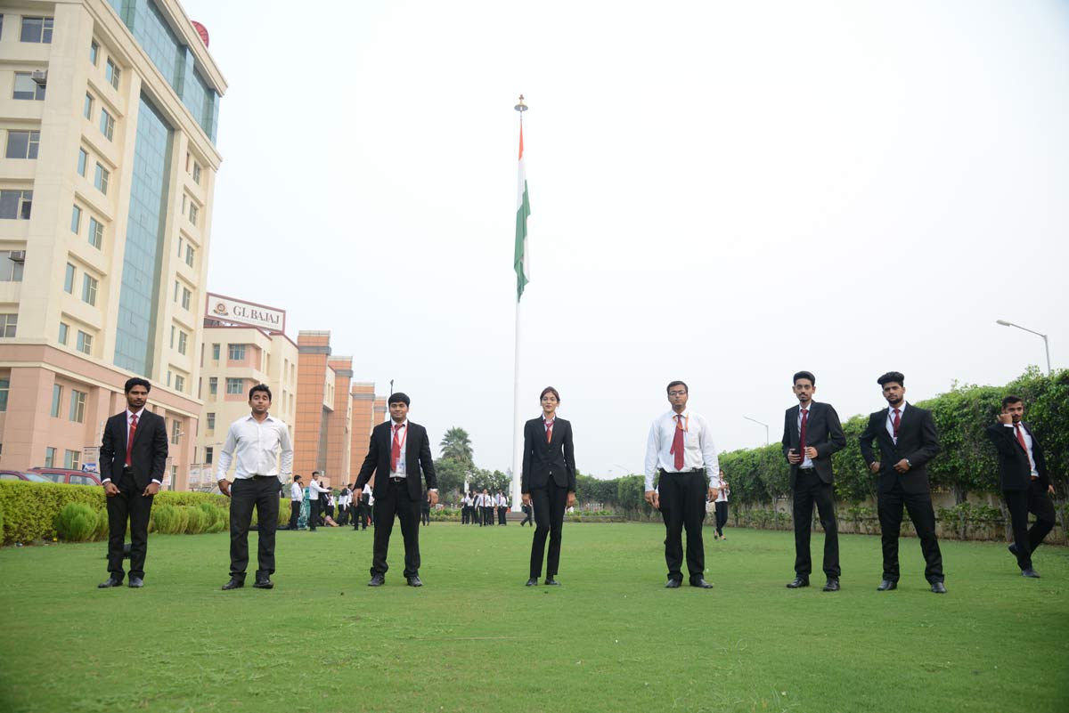 GL Bajaj Institute of Management and Research Campus View(2)