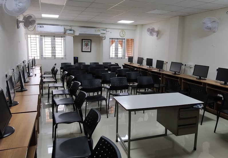 Goa University Labs