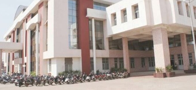 Government Dental College And Hospital, Raipur Campus Building(3)