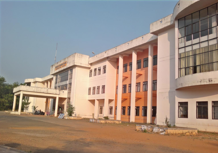 Government Engineering College, Sreekrishnapuram Main Building