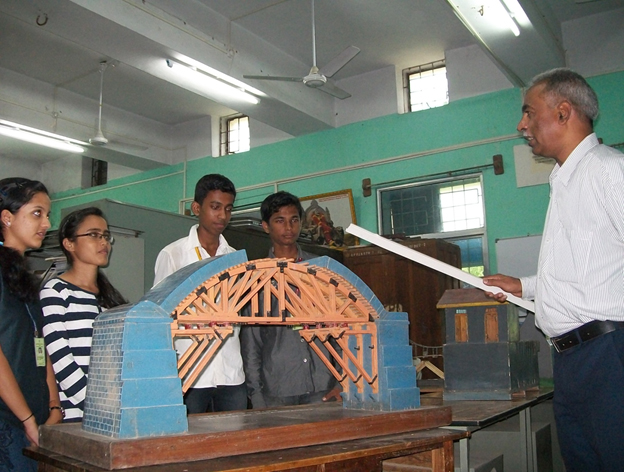 Government Polytechnic Pune Labs(2)
