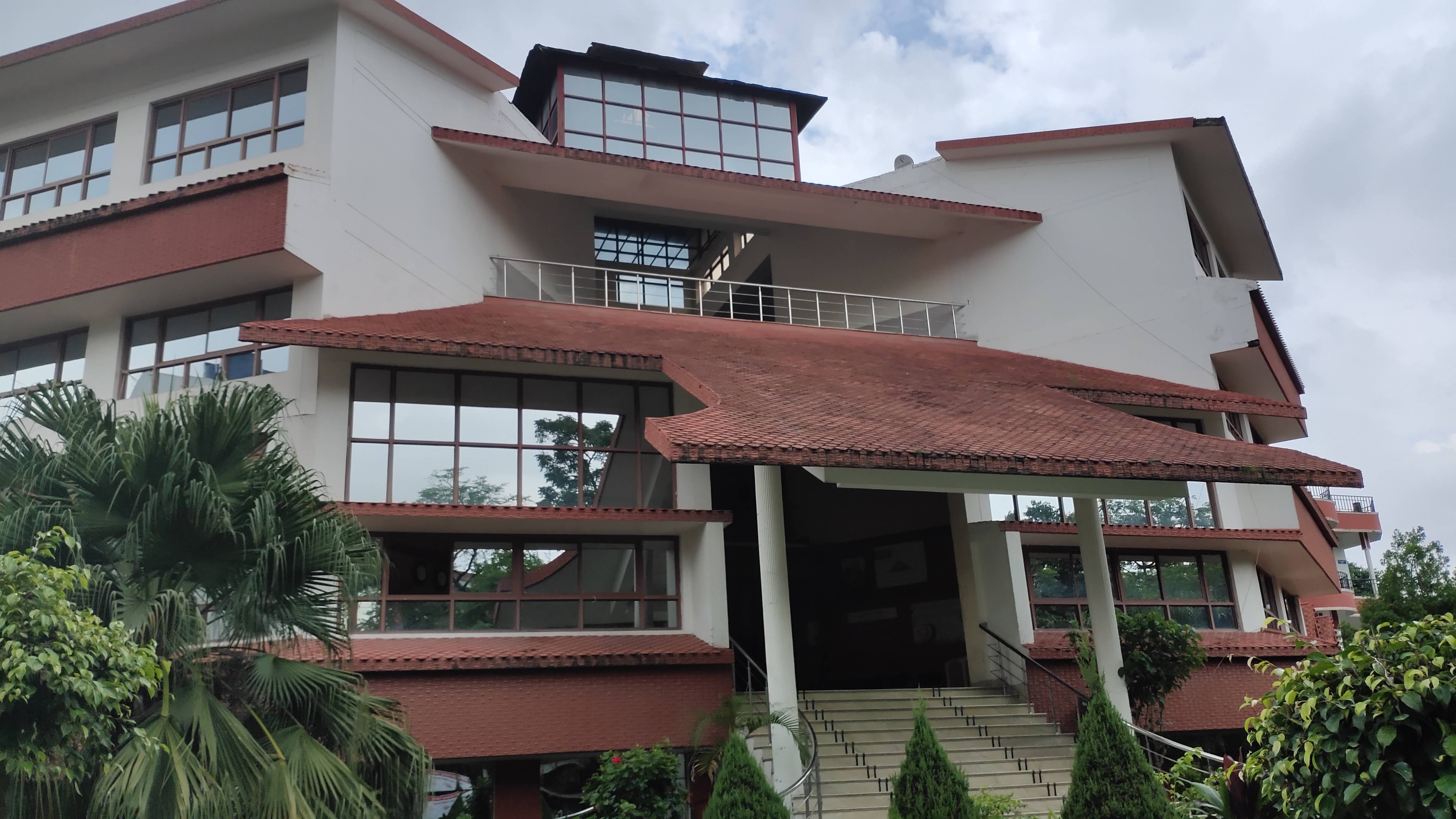 Graphic Era University Campus Building(4)