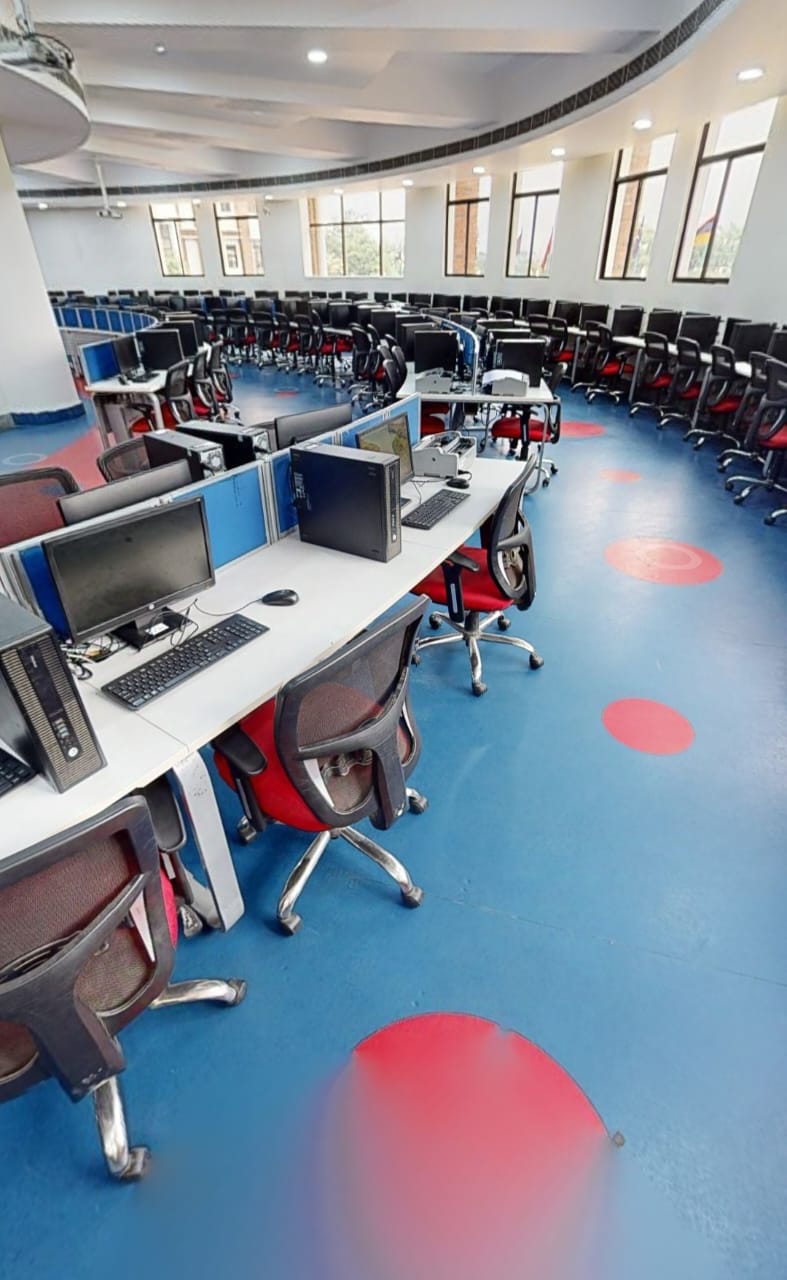 Graphic Era Hill University Labs(3)