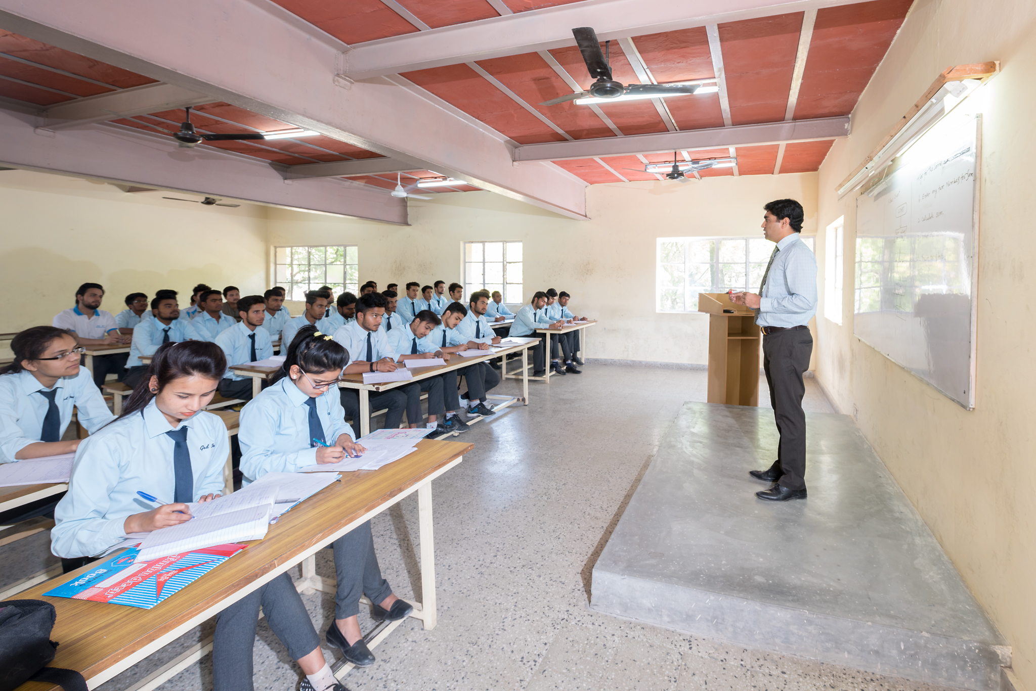 GRD IMT Dehradun Classroom