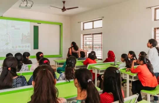 GSSS School of Architecture for Women Classroom