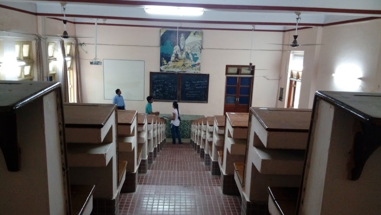 Gujarat Ayurveda University Lecture Hall