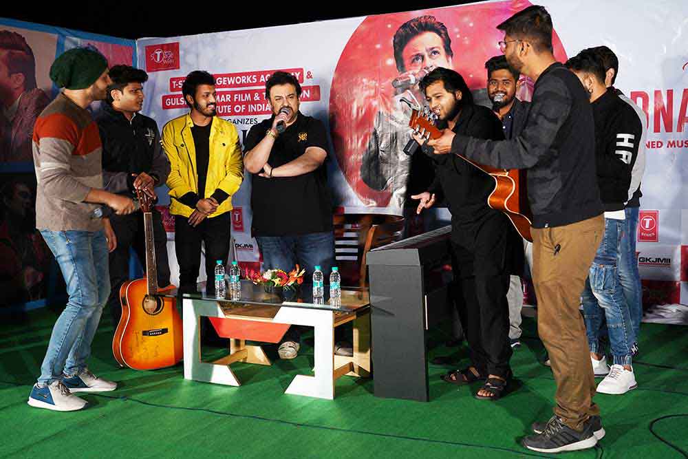 GKFTII Celebrity Visit(9)