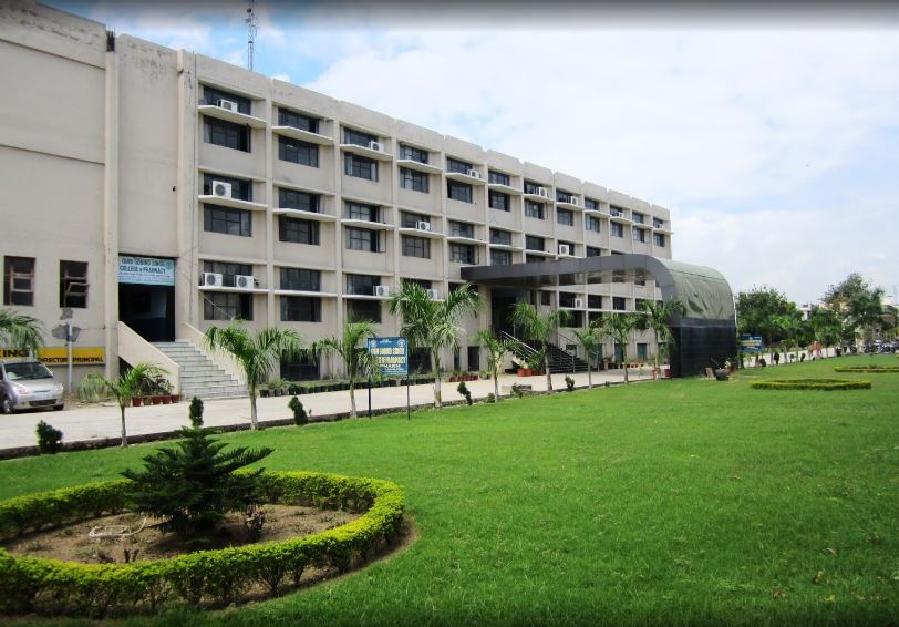 Guru Gobind Singh College of Pharmacy Campus View