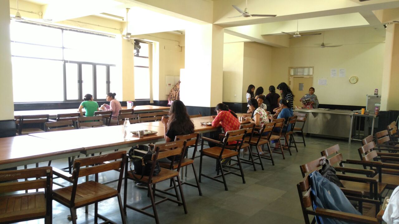 GGSIPU Cafeteria / Mess
