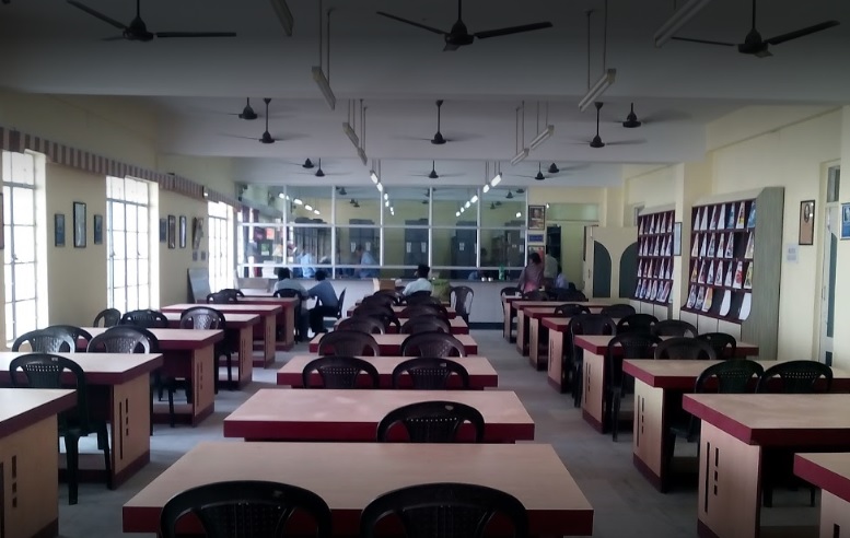 Guru Nanak Institute of Pharmaceutical Science and Technology Library