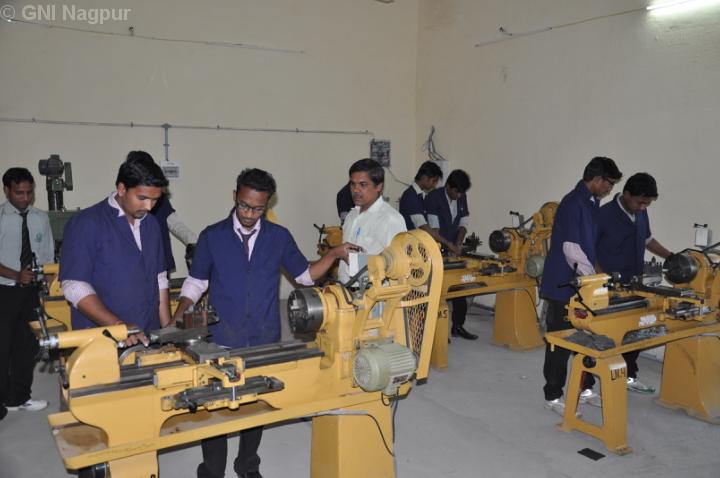 Guru Nanak Institute of Technology, Nagpur Labs(6)