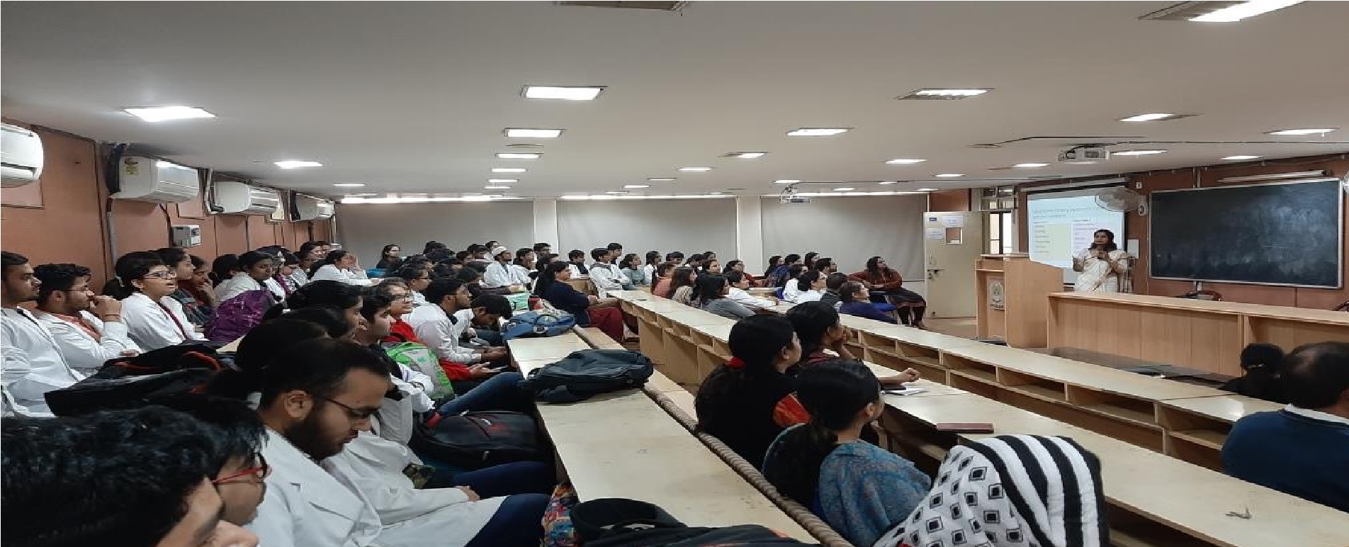 Hamdard Institute of Medical  Sciences And Research Classroom