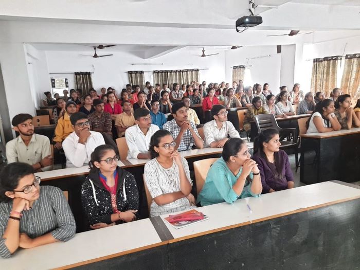 Harivandana College Classroom(2)